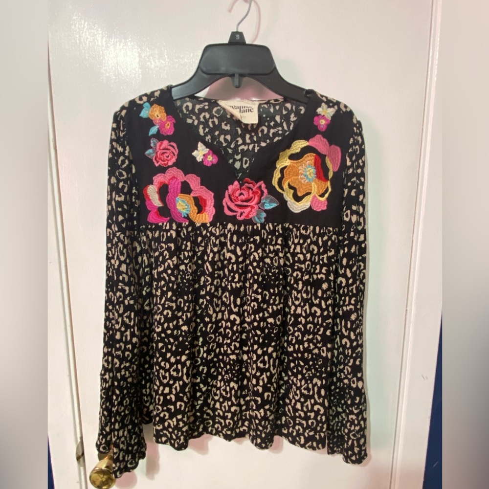 Savanna Jane sz small shirt